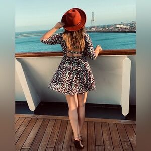 Abercrombie & Fitch Black Floral Long Sleeve Dress